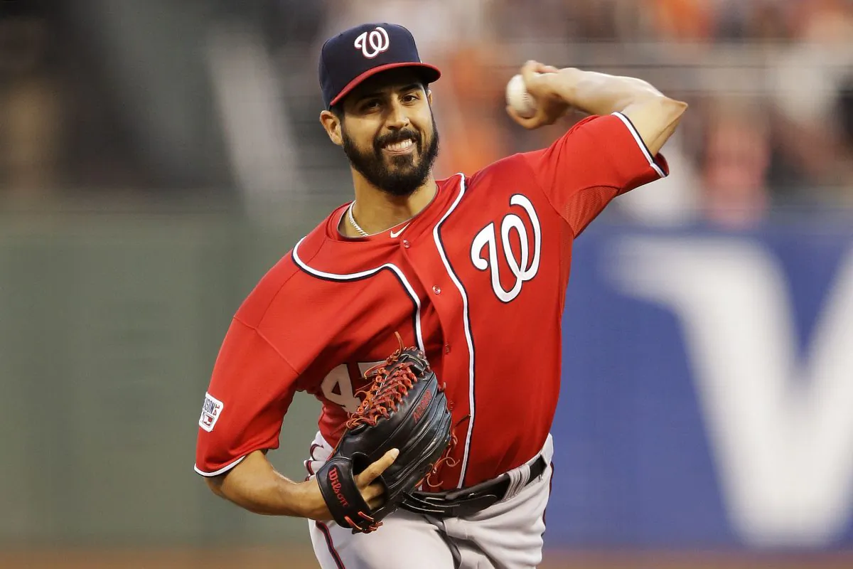 Could Gio Gonzalez be a Yankee in 2015? (Ezra Shaw/Getty Images)