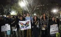 Activists Seek Support for Obama’s Immigration Program 