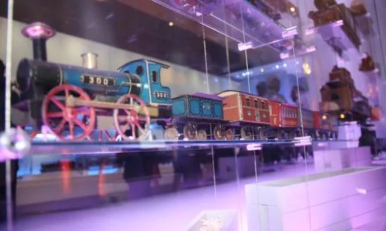 All Aboard as the Zig Zag Steams Ahead Again