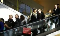 Millions Expected to Shop on Thanksgiving, Black Friday