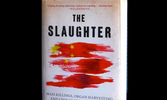China Expert Promotes Book on Lives of Victims in Communist Repression