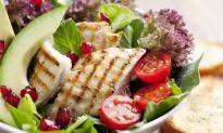 Common Mistakes That Can Ruin the Health Benefits of Your Salad