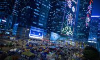 Repel or Retreat, Hong Kong Occupy Protests to End Next Week
