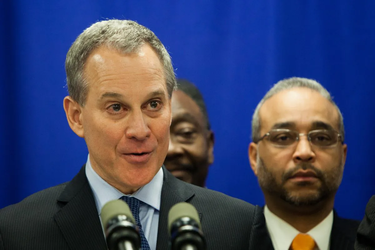 New York State Attorney General Eric Schneiderman at a press conference in his office in Downtown Manhattan, N.Y., on Dec. 8, 2014. Schneiderman called on the New York State Governor Andrew Cuomo to appoint him to prosecute cases of police officers killing unarmed civilians. (Petr Svab/Epoch Times)