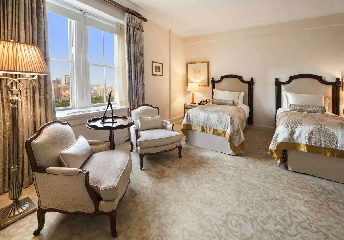The 39th floor of the Pierre Hotel at the southeast corner of Central Park on East 61st, spans 4,786 square feet, and costs $500,000-a-month. (Michael Weinstein)