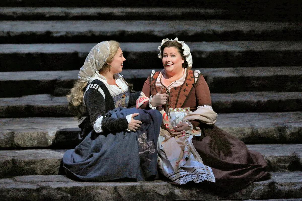 Eva (Annette Dasch) and her best friend Magdalene (Karen Cargill). (Ken Howard/Metropolitan Opera)
