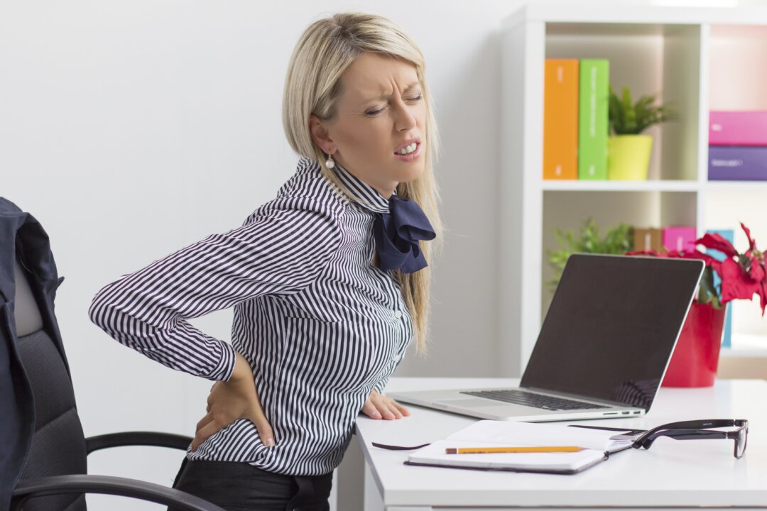 Regular chiropractic care can slow, halt, or even reverse osteoarthritis, the most common form of arthritis. (kaspiic/iStock/Thinkstock)