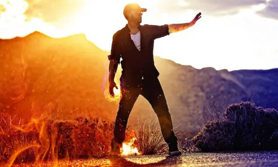 Pyro Is the Ultimate Gadget That Turns You Into a Superhero (Video)