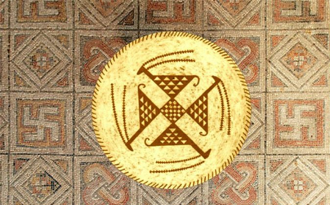 Ancient Roman Mosaics in Villa Romana La Olmeda (Wikimedia Commons)