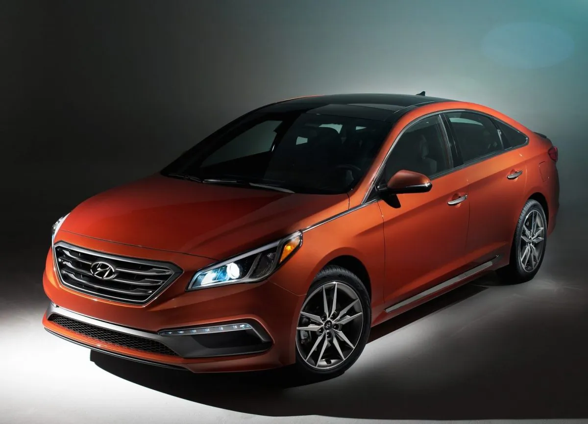 2015 Hyundai Sonata (Courtesy of NetCarShow.com)