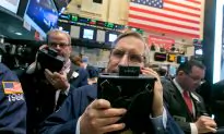 Stocks Gain Most in More Than a Year on Fed, Oil