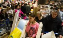 Russians Rush to Shop Before Falling Ruble Raises Prices