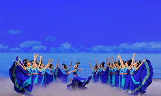 Michelle Ren: Classical Chinese Dancer, Teacher, Choreographer