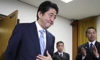 Japan’s Abe Unleashes New Stimulus to Spur Growth