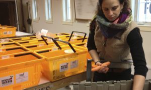 Food Hubs Link Consumers With Locally Farmed Food