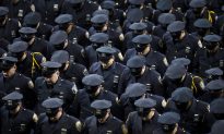 Some Boos Greet Mayor at NYPD Graduation