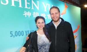 Shen Yun Orchestra Strikes Right Notes for Instrumentalist