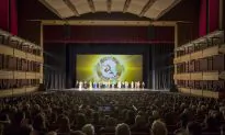 Shen Yun: ‘I really love it,’ Says Fashion Designer
