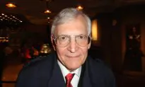 Law Professor Appreciates Shen Yun’s Mission to Revive Traditional Chinese Culture
