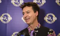 Fashion Model Will Recommend Shen Yun ‘Big Time’