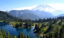 Hiking in Washington