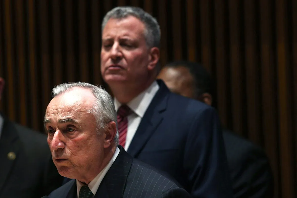  New York Police Commissioner Bill Bratton speaks at a news conference at police headquarters to announce new figures on decreasing crime and violence January 5, 2015 in New York City. On Sunday, police officers defied Bratton by turning their backs on the mayor once again during his speech at the funeral for an officer fatally shot last month with his partner in Brooklyn. (Photo by Spencer Platt/Getty Images)