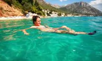 5 Great Places for a Swimming Holiday
