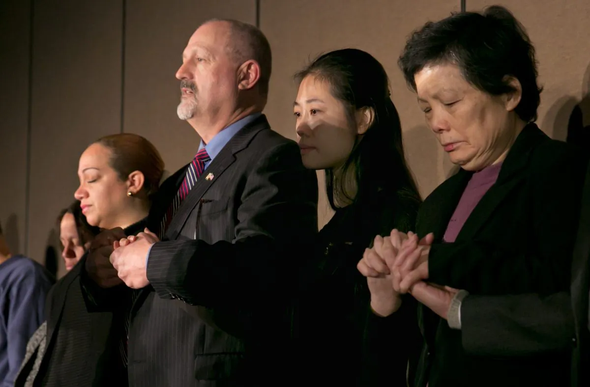 Foundation Raises Over $800,000 for Slain Police Officers’ Families