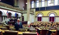NY Legislature Begins 2015 Session, Waits for Cuomo’s Return