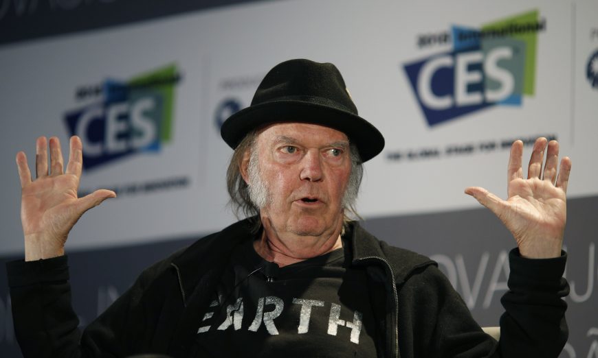 Neil Young Asks Other Artists to Pull Music From Spotify After Joe Rogan Ultimatum