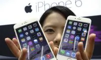 Apple Smashes Quarter, Reports Record Sales, Earnings