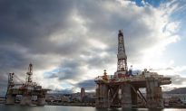 Oil Platforms Evacuated in North Sea Due to Drifting Barge
