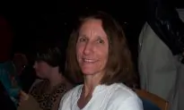 CEO Moved by Shen Yun