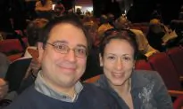 Electronics Company President Likes Circuit Between Dancers and Projections in Shen Yun