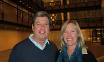 After a Year of Waiting, Shen Yun a ‘Beautiful, Wonderful’ Birthday Gift