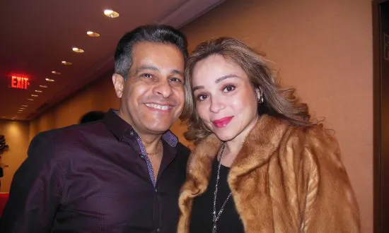 Shen Yun a ‘Window Into China,’ Says Lawyer