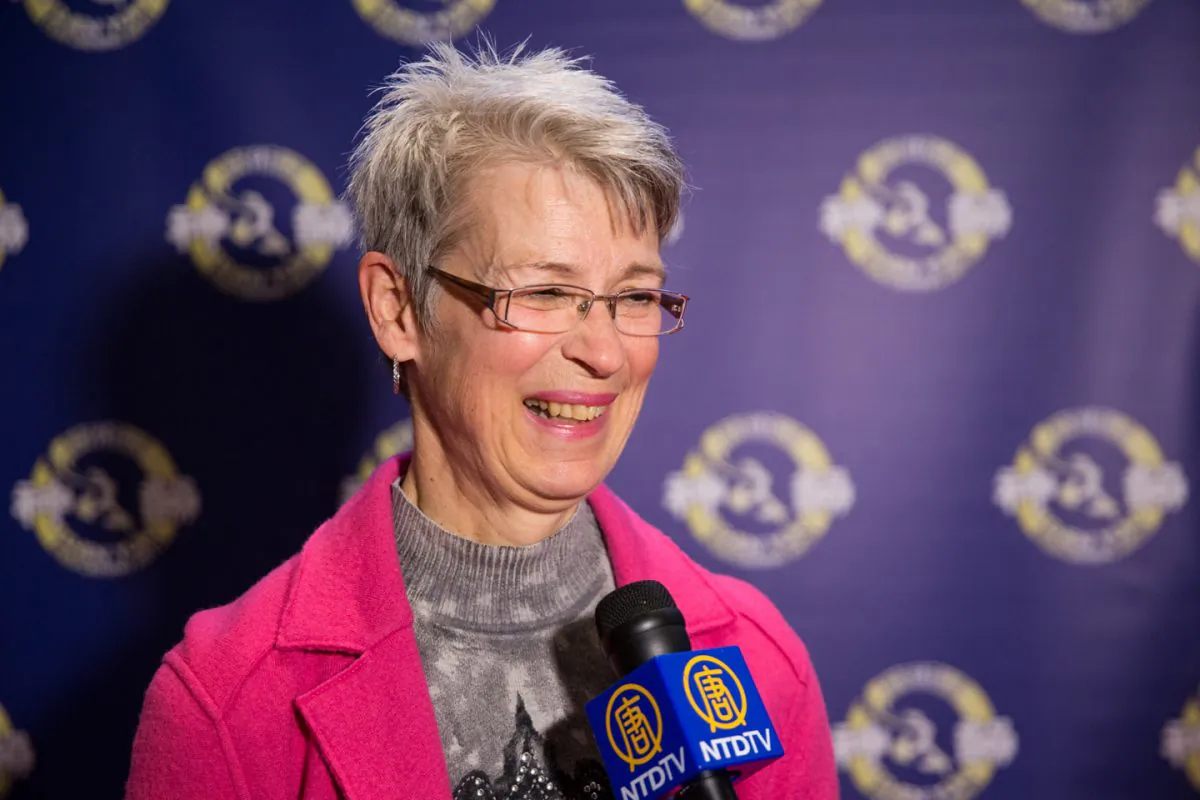 Carole Hamelin, a former stage designer/producer and classical ballet dancer, attended Shen Yun Performing Arts at Place des Arts on Jan. 11, 2015, for her fourth time. (Evan Ning/Epoch Times) 