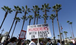 Los Angeles Police Panel: 1 Officer Unjustified in Death