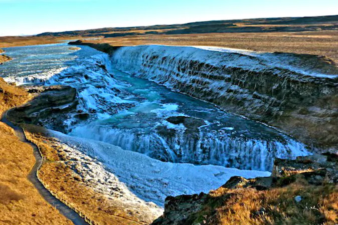 Gulfoss waterfall (Freya Renders, Holiday Nomad)