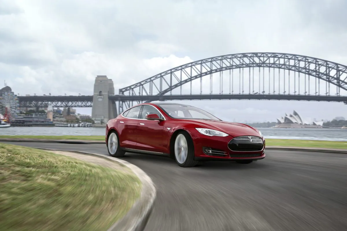 (Courtesy of Tesla Motors)