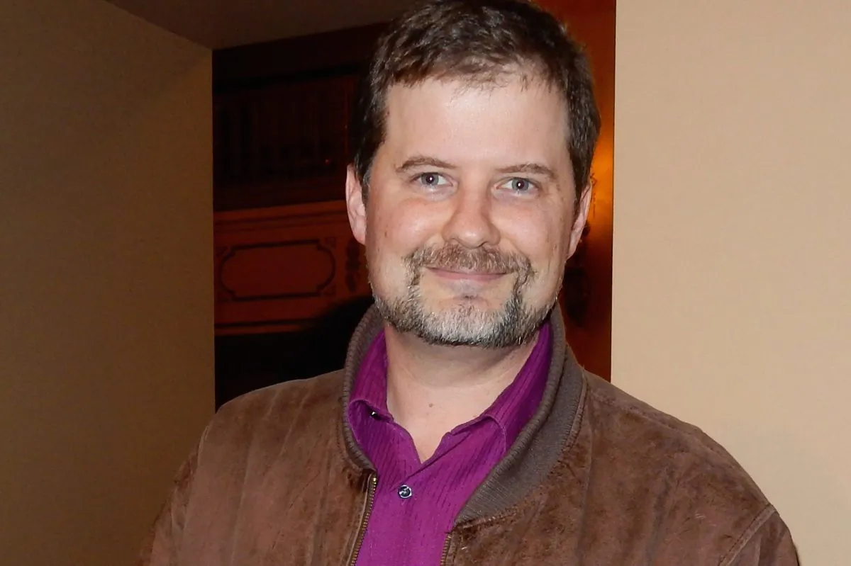 David Orchard found his evening attending a performance by Shen Yun Performing Arts Touring Company fascinating. He saw the performance at the city’s premiere venue, the Orpheum Theater, on Jan. 14. (Stacey Chen/Epoch Times)