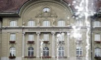 Switzerland Lets Swiss Franc Float, Causing 30 Percent Rise