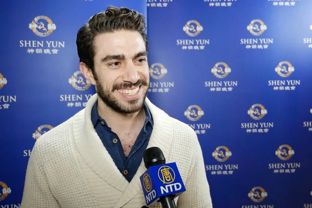 Efe Kababulut, CEO of the luxury furniture brand Lazzoni, at the afternoon performance of Shen Yun at the David H. Koch Theater at Lincoln Center, on Saturday, Jan. 17, 2015. (Sherry Dong/Epoch Times)
