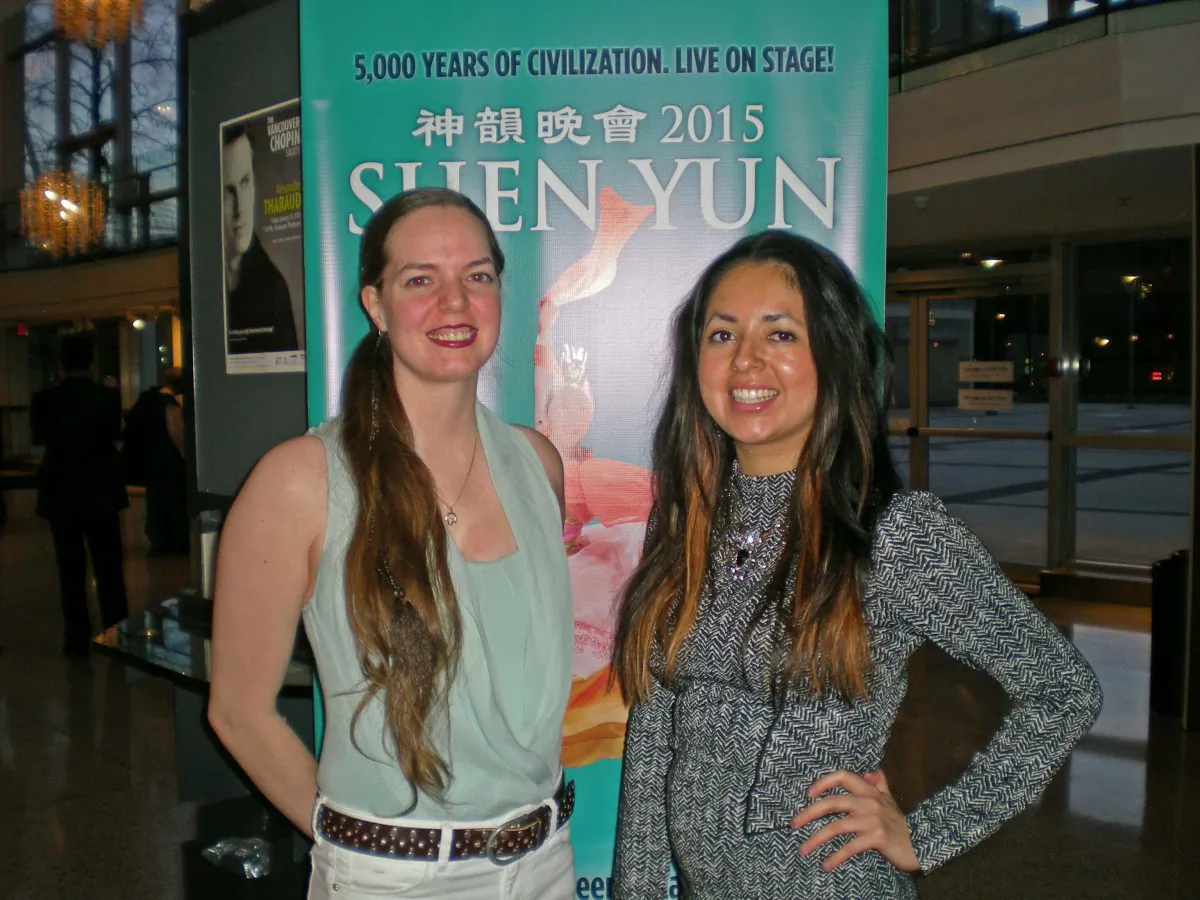 Sophie Austin and Katie Fink attend Shen Yun at the Queen Elizabeth Theatre in Vancouver on Jan. 18, 2015. (Joan Delaney/Epoch Times Staff)