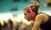 Why Everyone’s Going Wild for This Clip of Women Working Out