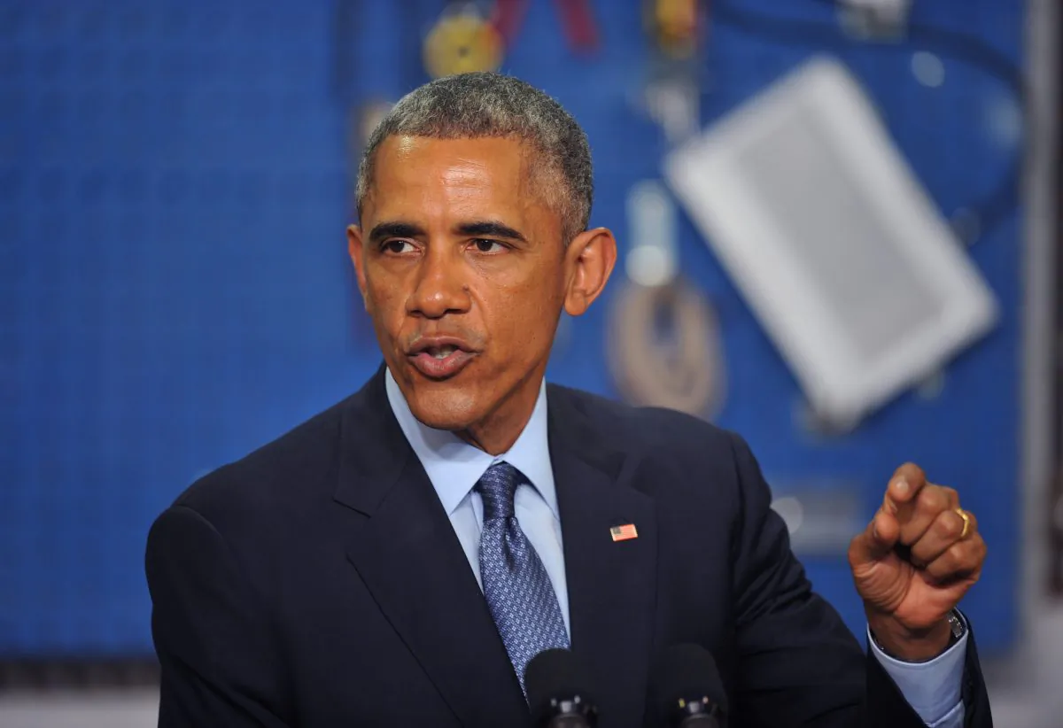 U.S. President Barack Obama speaks at the Cedar Falls Utilities office previewing the broadband-related issues he’ll discuss in his State of the Union Address on January 14, 2015 in Cedar Falls, Iowa. (Steve Pope/Getty Images)
