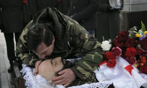 Russia, Ukraine Agree Pullback Line for Heavy Arms