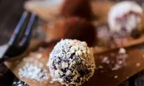Raw Strawberry-Filled Brownie Bites