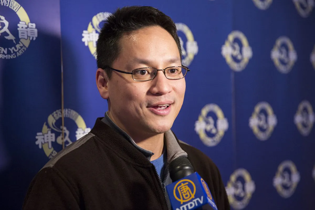 George del Prado attended Shen Yun Performing Arts at the Sony Centre in Toronto on Jan. 22, 2015, and expressed that he very much appreciated the spiritual element in the classical Chinese dance and music production. (Evan Ning/Epoch Times)