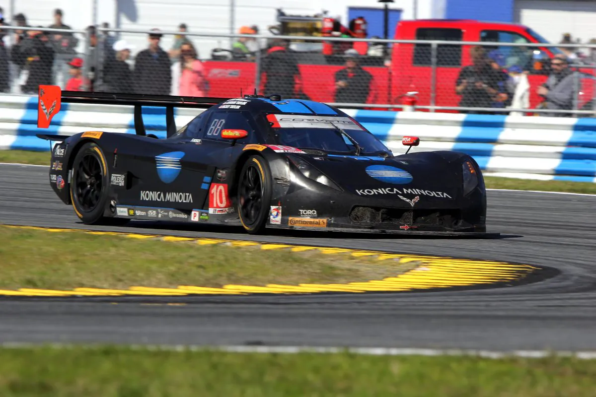 Max Angelelli in the #10 Wayne Taylor Racing Konica-Minolta Dallara-Corvette has been running strongly for several hours. . (Chris Jasurek/Epoch Times)